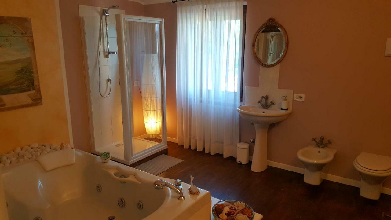 B&B Villa Fiorini Moniga del Garda Eksteriør bilde