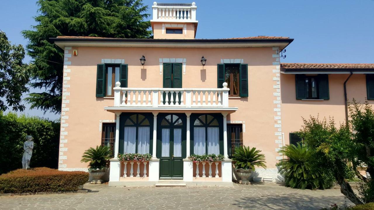 B&B Villa Fiorini Moniga del Garda Eksteriør bilde